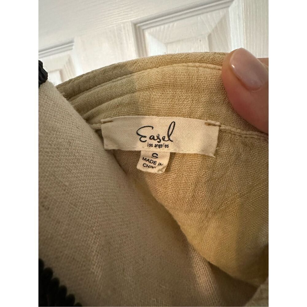 Easel Collared Cotton Long Sleeve Button Up Shirts Tan Size Small cover up - Picture 6 of 8